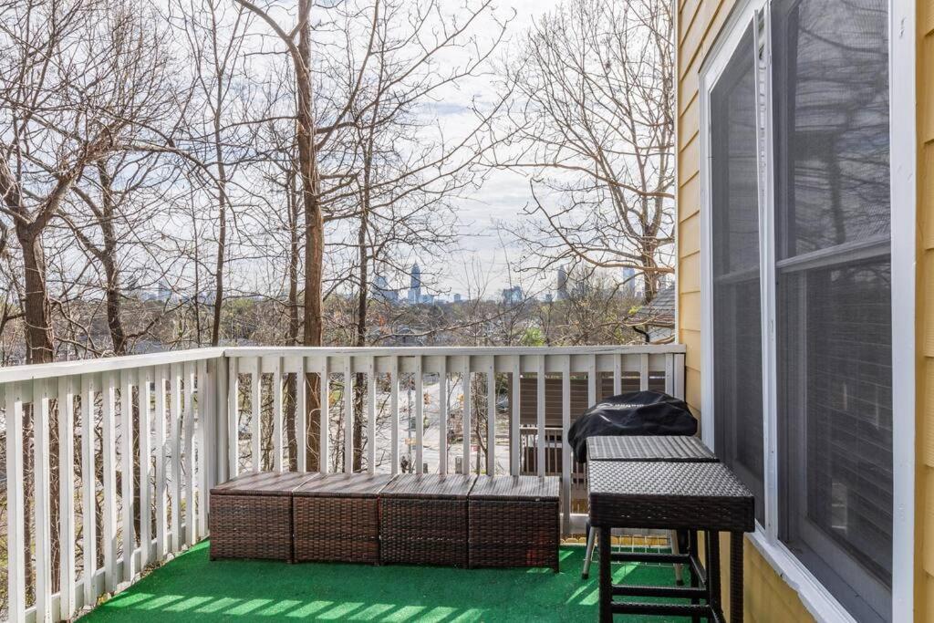 Holiday home Beautifully Nestled Family Friendly 3 Miles To Mbs Atlanta